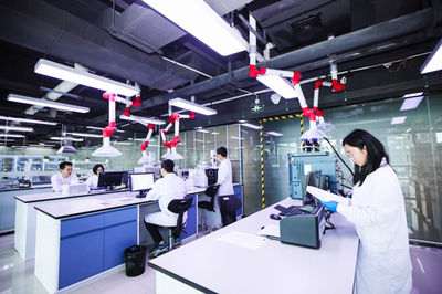 悅刻RELX新品阿爾法 萃釋技術(shù)革新，計算機軟件驅(qū)動用戶體驗升級
